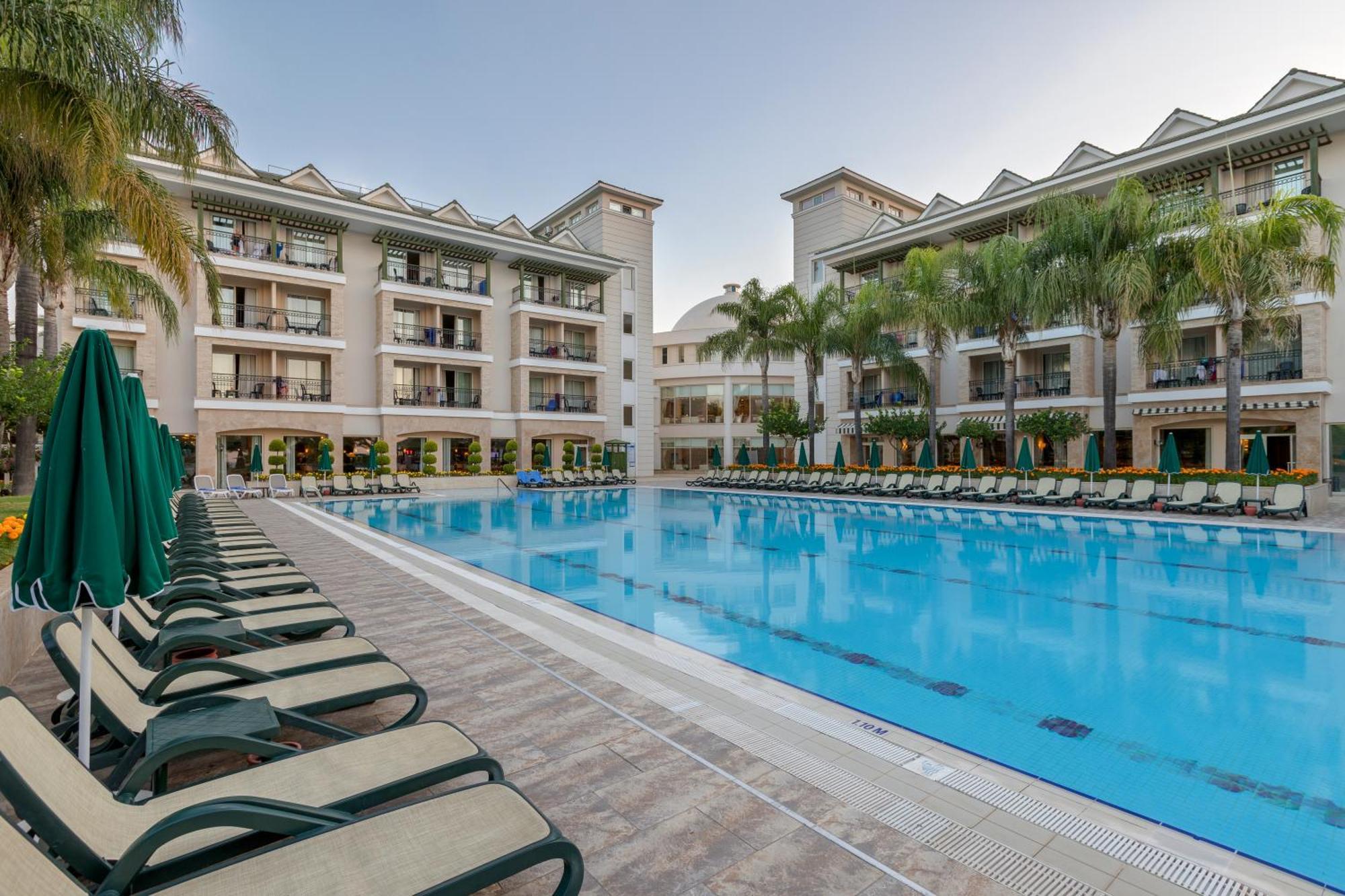 Dobedan Beach Resort Comfort "Ex Brand Alva Donna Beach Resort Comfort" Sidé Extérieur photo