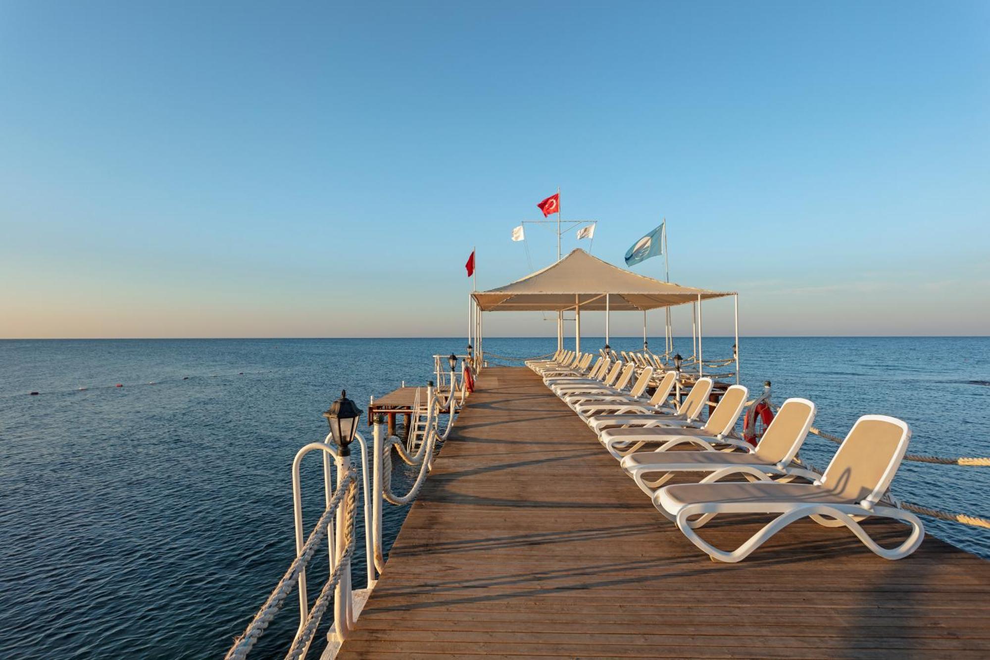 Dobedan Beach Resort Comfort "Ex Brand Alva Donna Beach Resort Comfort" Sidé Extérieur photo