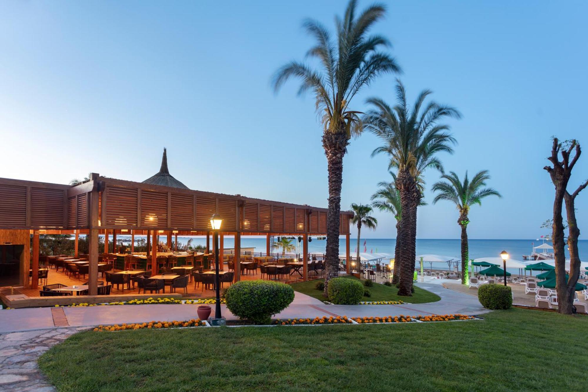 Dobedan Beach Resort Comfort "Ex Brand Alva Donna Beach Resort Comfort" Sidé Extérieur photo