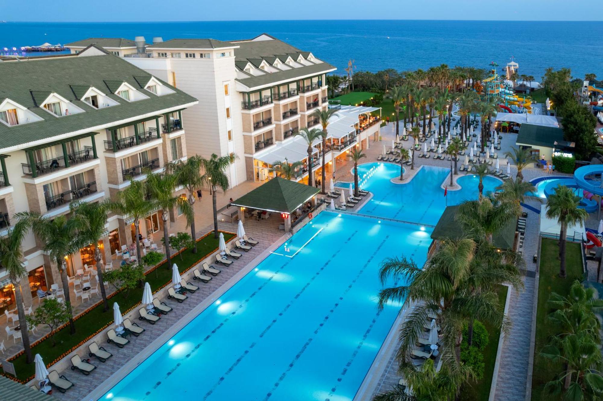 Dobedan Beach Resort Comfort "Ex Brand Alva Donna Beach Resort Comfort" Sidé Extérieur photo